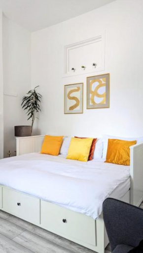Friends Room